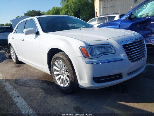 Salvage Chrysler 300 Image