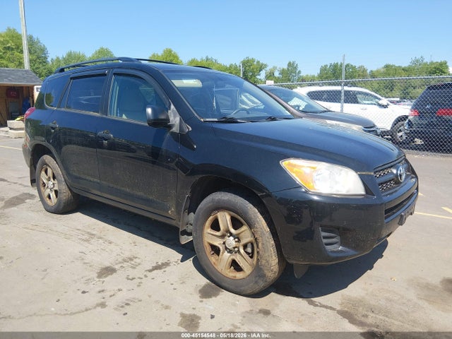 Salvage Toyota RAV4 Image