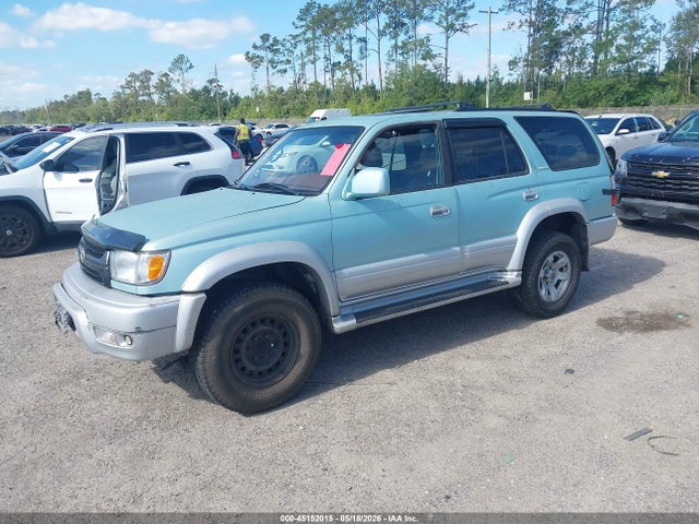 Toyota 4Runner Limited V6