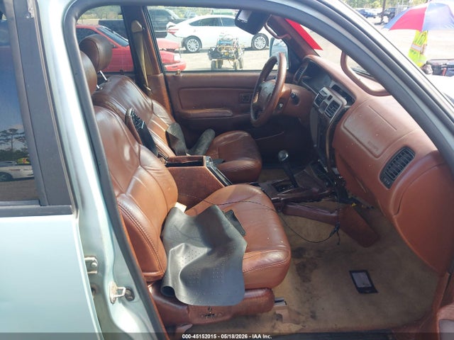 Toyota 4Runner Limited V6