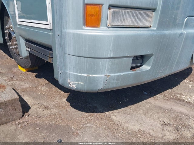 Freightliner Chassis X Line Motor Home