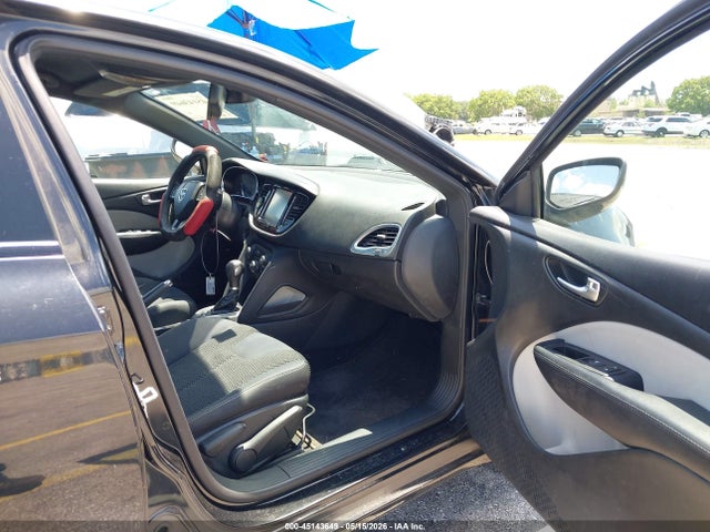 Dodge Dart Sxt
