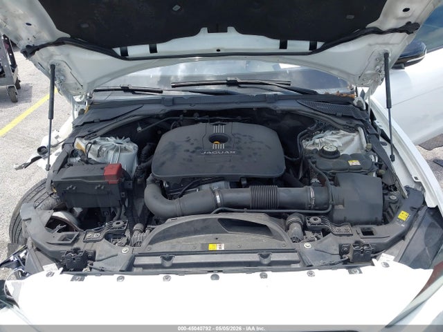 Jaguar XE 25t