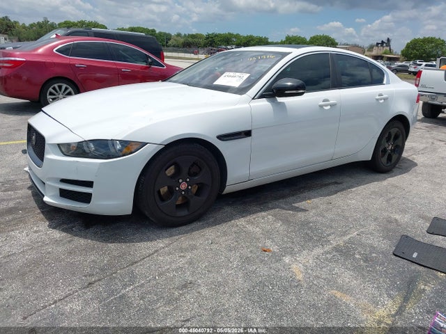 Jaguar XE 25t