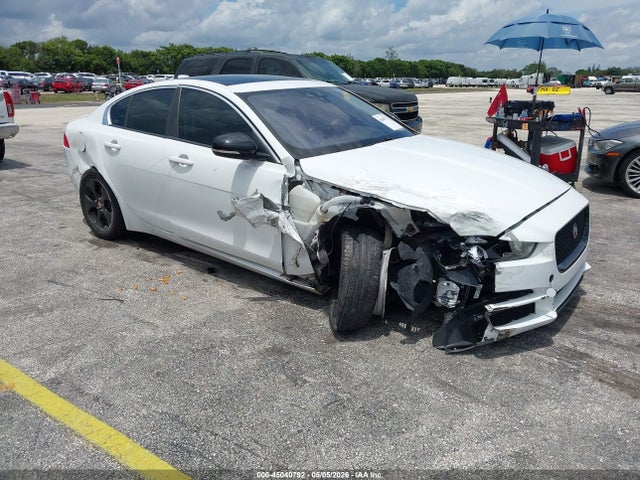 Salvage Jaguar XE Image