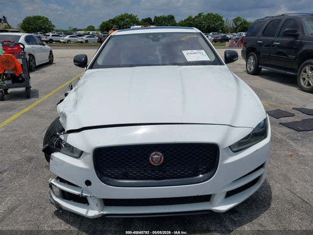 Jaguar XE 25t