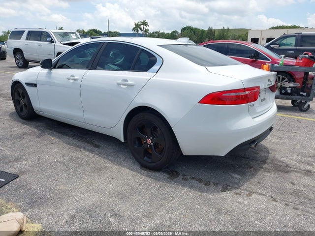 Jaguar XE 25t