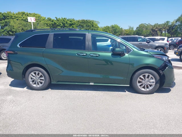 Toyota Sienna Xle