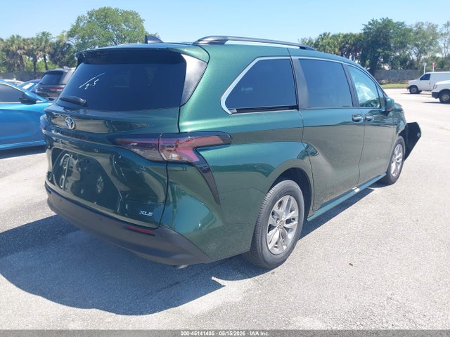 Toyota Sienna Xle