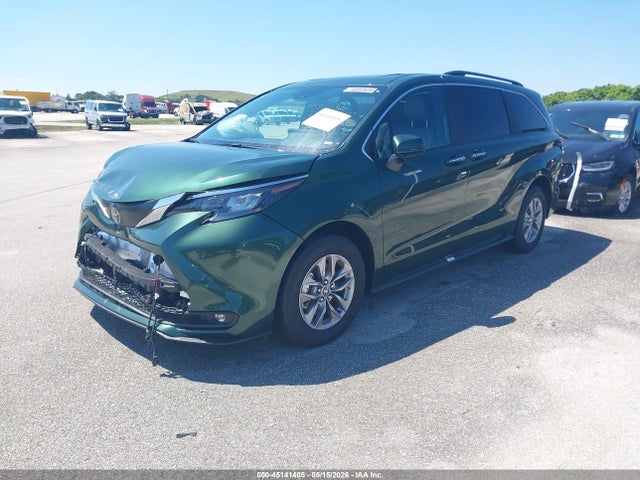 Toyota Sienna Xle