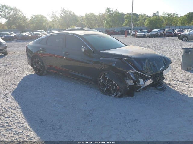 Salvage Kia K5 Image
