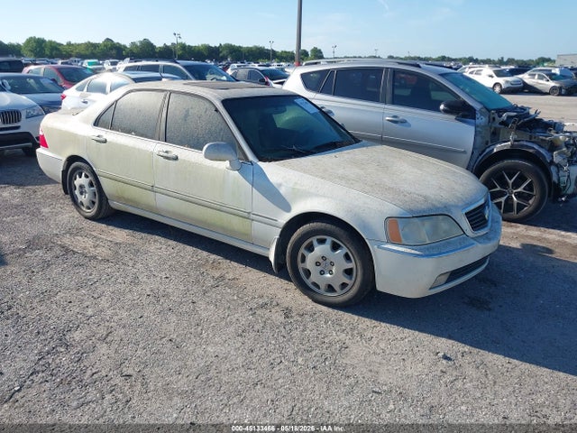 Salvage Acura RL Image