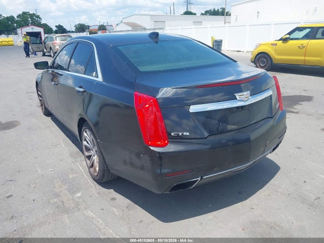 Cadillac CTS Standard