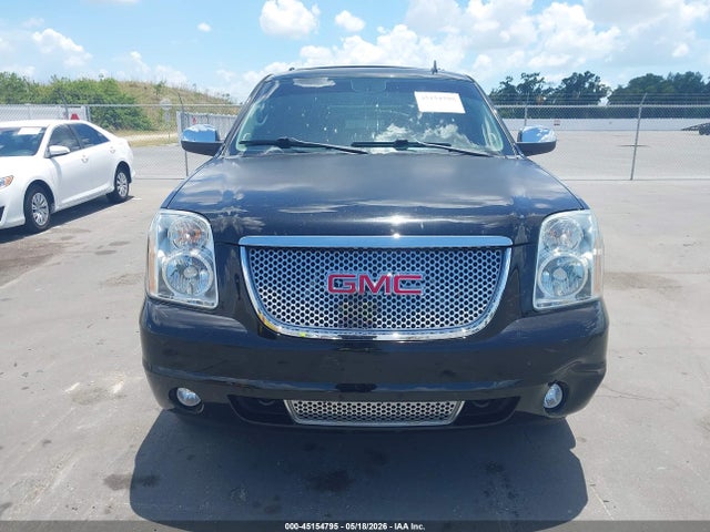 GMC Yukon Denali