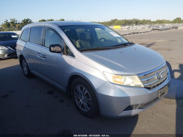 Salvage Honda Odyssey Image