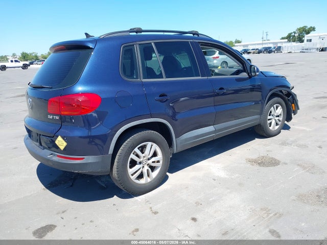 Volkswagen Tiguan S