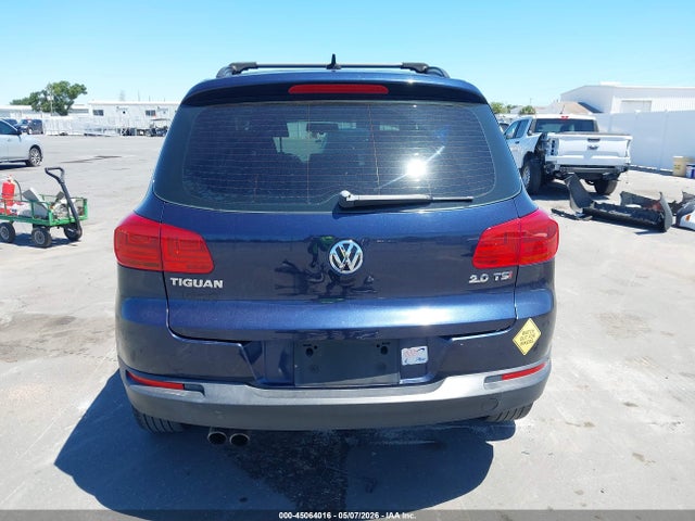 Volkswagen Tiguan S