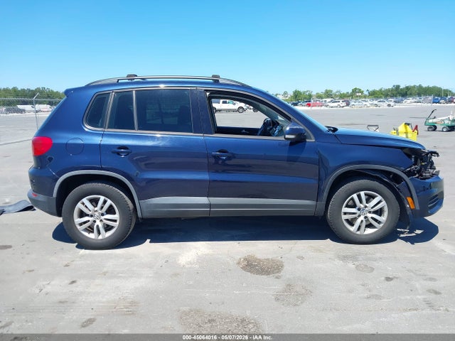 Volkswagen Tiguan S