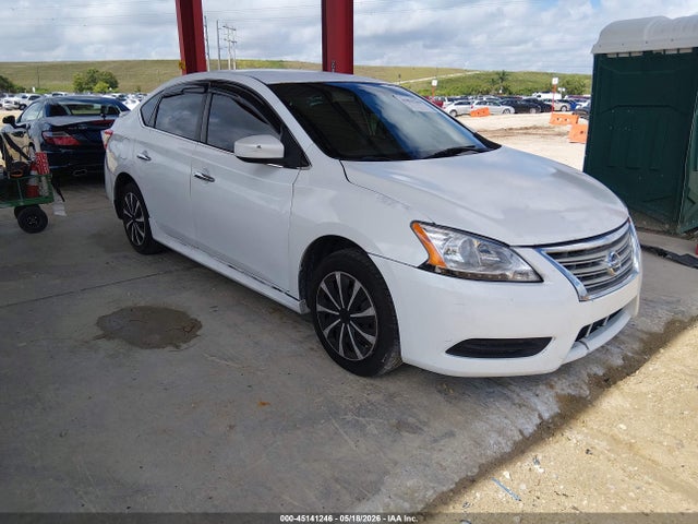 Salvage Nissan Sentra Image