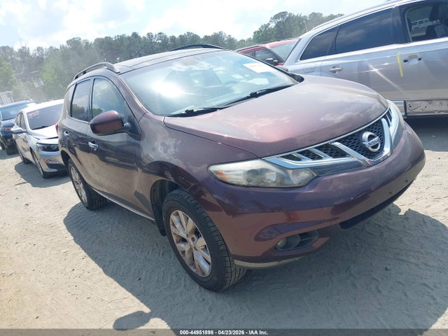 Salvage Nissan Murano Image