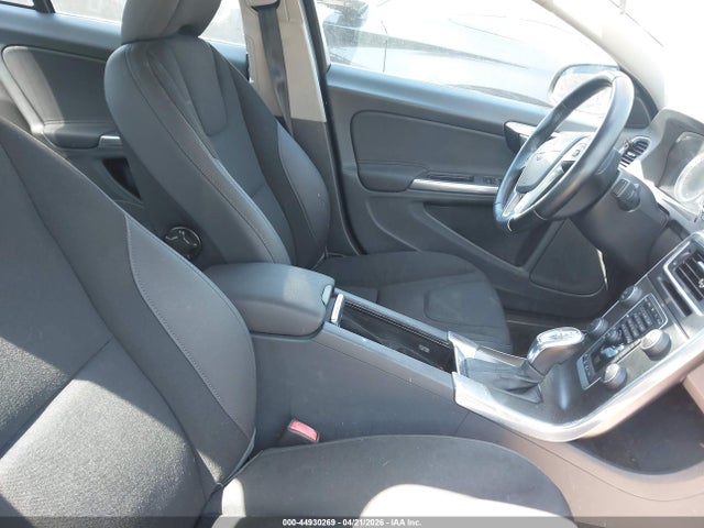 Volvo S60 T5