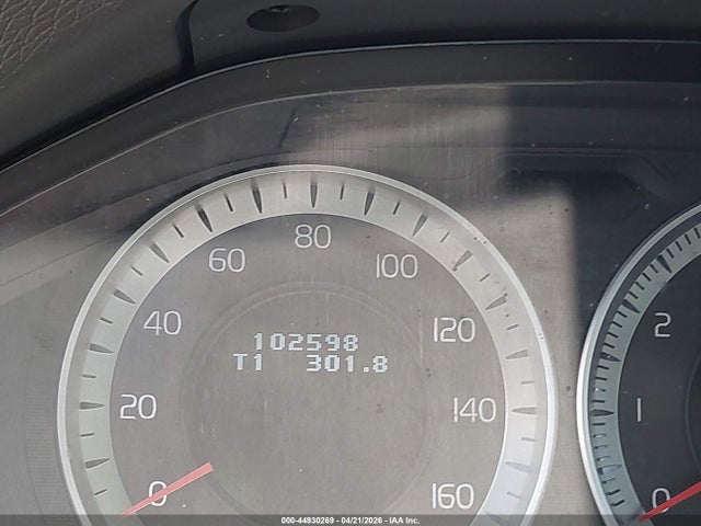 Volvo S60 T5