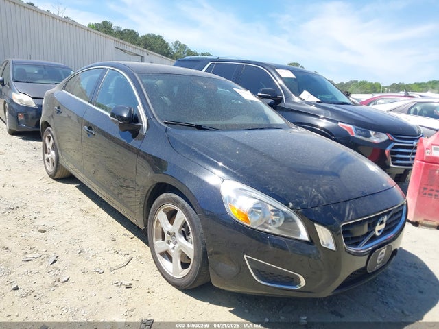 Salvage Volvo S60 Image
