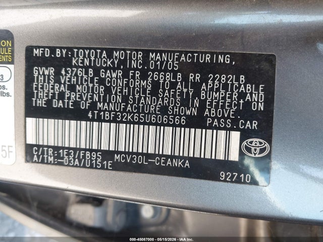 Toyota Camry Le V6
