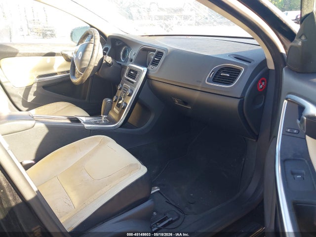 Volvo S60 T6