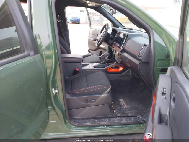 Nissan Frontier Pro-4x 4x4