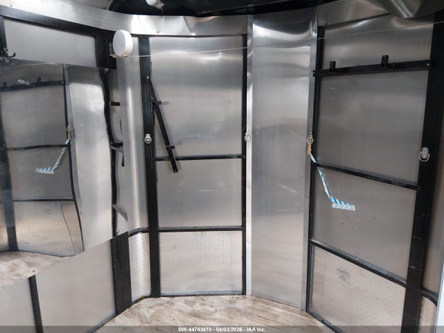 Trail Rite Horse Trailer 16