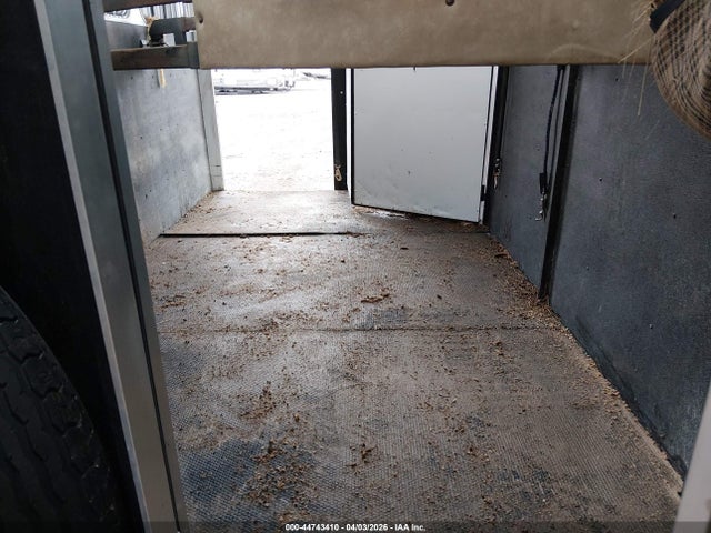 Trail Rite Horse Trailer 16