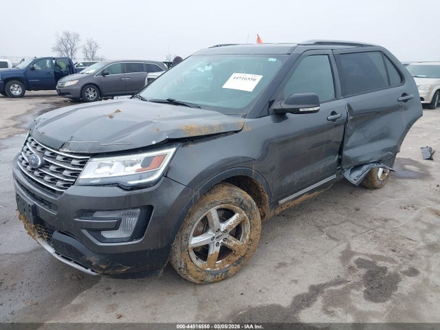 Ford Explorer Xlt