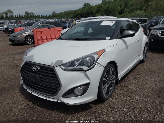 Hyundai VELOSTER Turbo