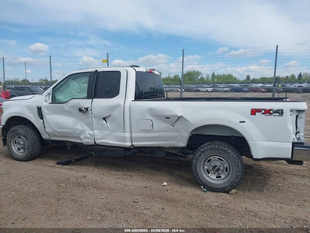 Ford F-250 Xl