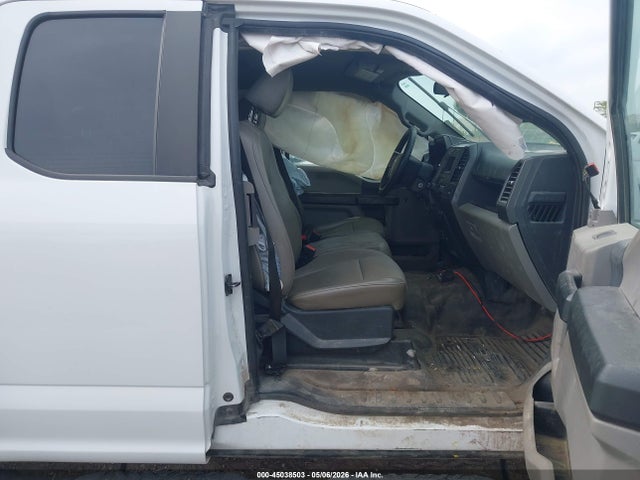 Ford F-250 Xl