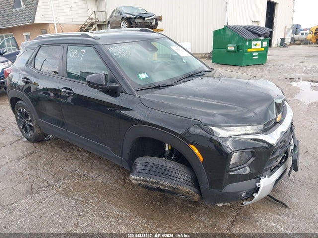 Salvage Chevrolet Trailblazer Image