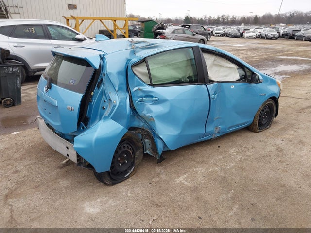 Toyota Prius c Two