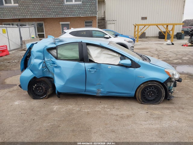 Toyota Prius c Two