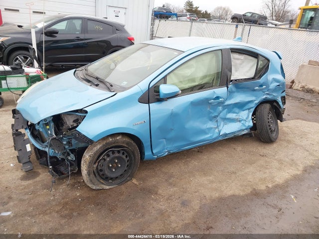 Toyota Prius c Two