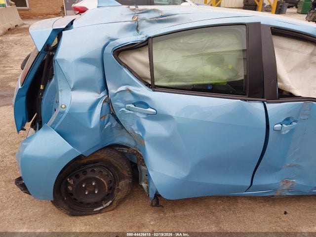Toyota Prius c Two