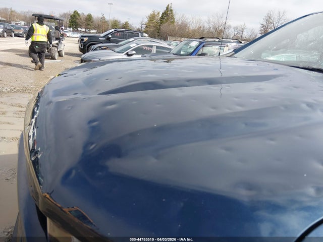 Chevrolet Silverado 1500 4wd  Short Bed Lt Trail Boss