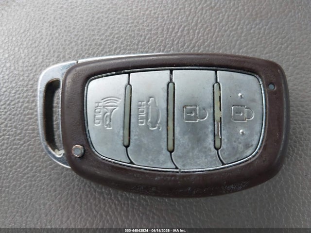 Hyundai ELANTRA Value Edition