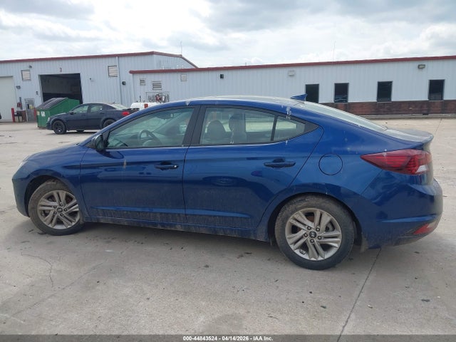 Hyundai ELANTRA Value Edition