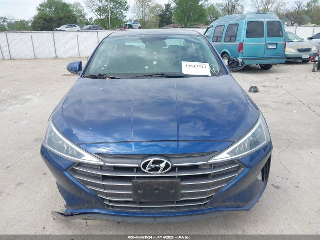 Hyundai ELANTRA Value Edition