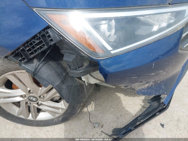 Hyundai ELANTRA Value Edition