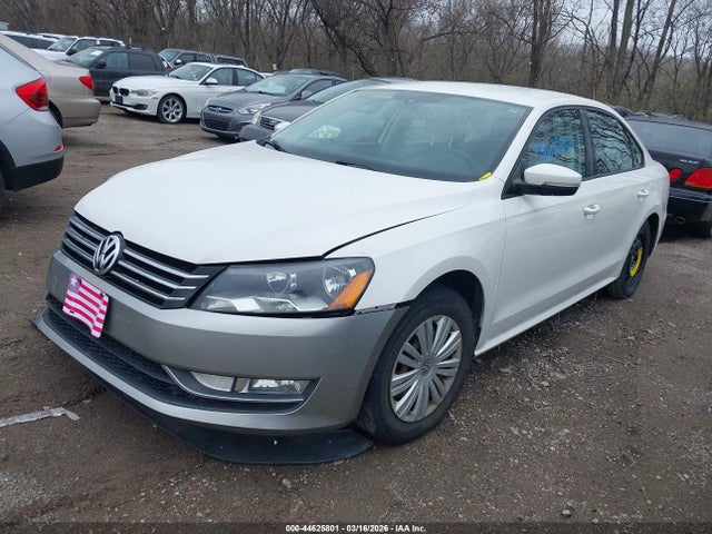 Volkswagen Passat 1.8t S