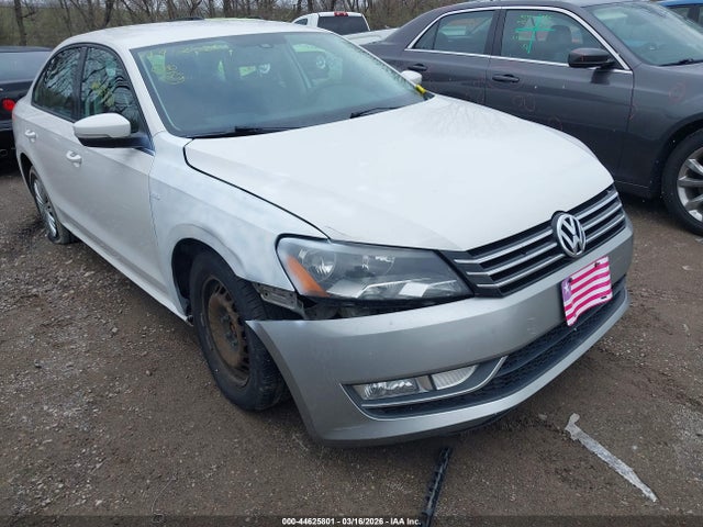Volkswagen Passat 1.8t S
