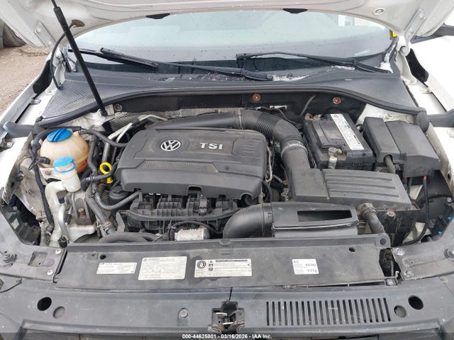 Volkswagen Passat 1.8t S