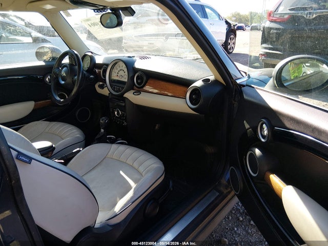 MINI Cooper Clubman